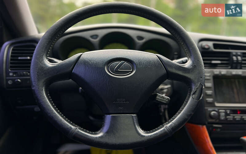 Седан Lexus GS 1999 в Львове