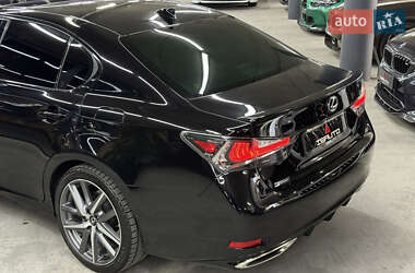 Седан Lexus GS 2016 в 