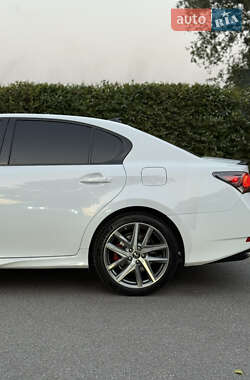 Седан Lexus GS 2016 в 
