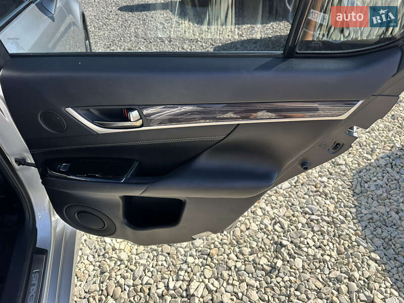 Седан Lexus GS 2015 в Івано-Франківську