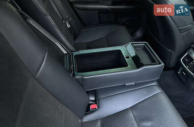 Седан Lexus GS 2012 в 