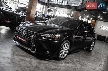 Седан Lexus GS 2017 в 