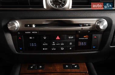 Седан Lexus GS 2017 в 