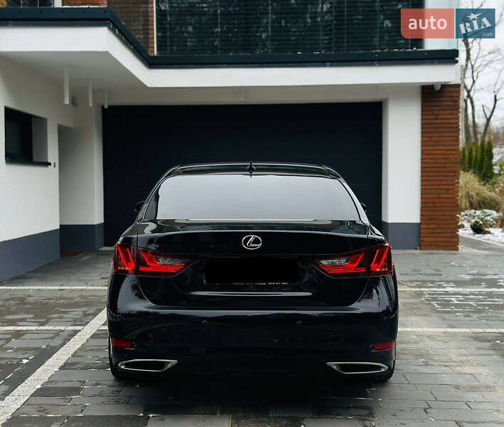 Седан Lexus GS 2012 в Мукачево