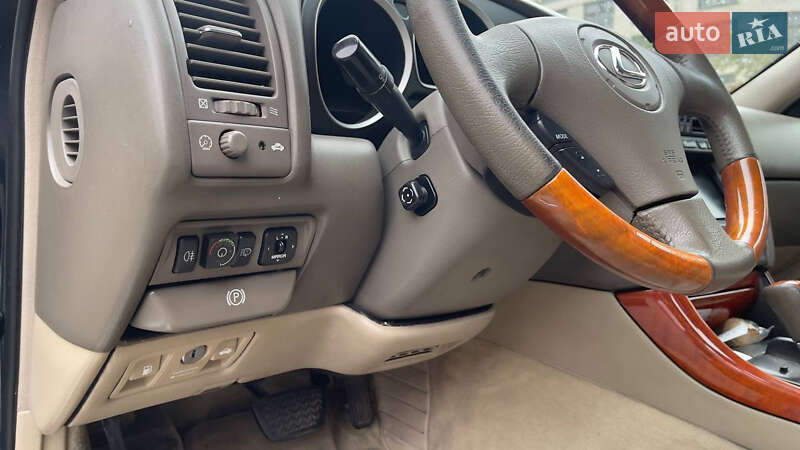 Седан Lexus GS 2000 в Києві