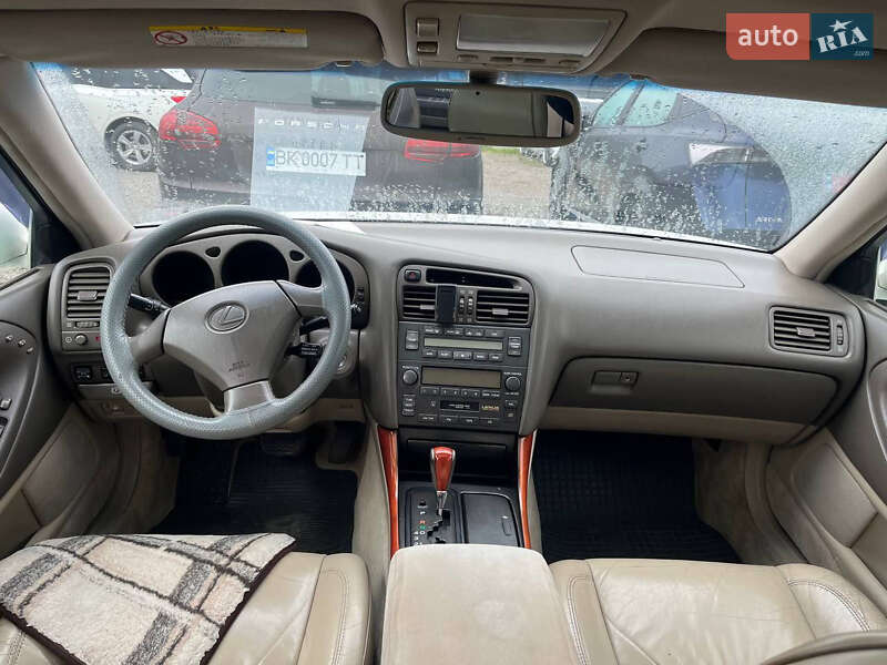 Седан Lexus GS 1999 в Ровно
