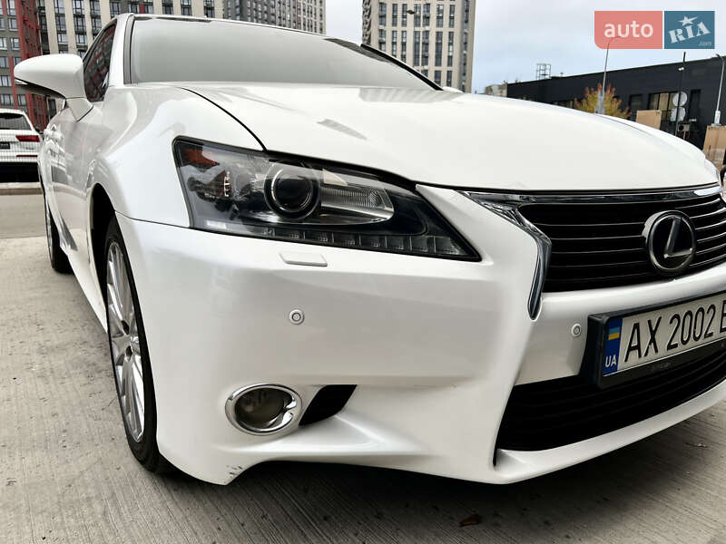 Седан Lexus GS 2012 в Киеве