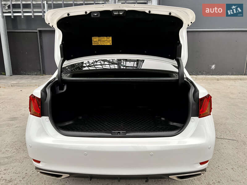 Седан Lexus GS 2012 в Киеве