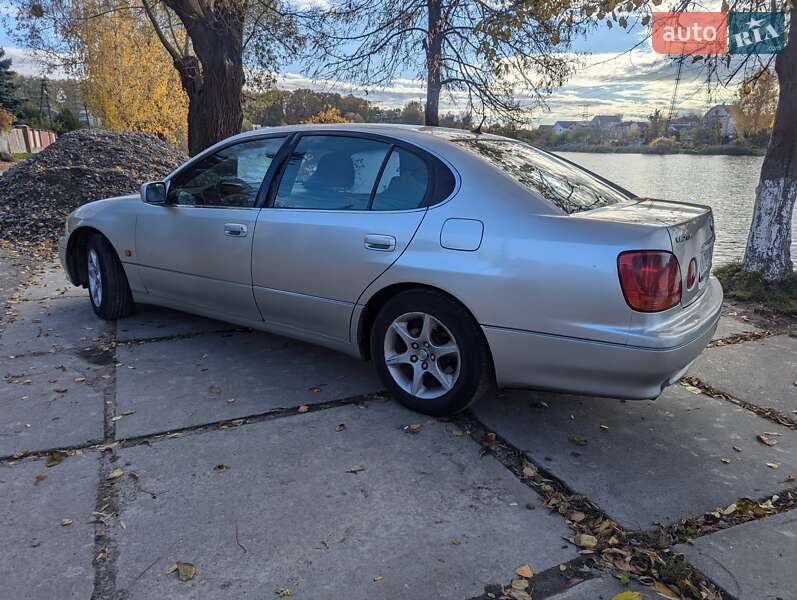 Седан Lexus GS 2002 в Киеве