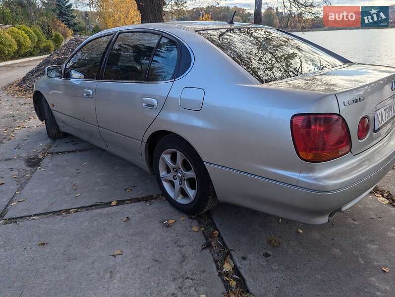 Седан Lexus GS 2002 в Киеве