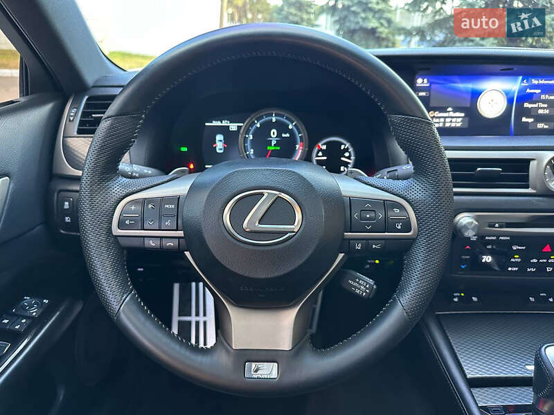 Седан Lexus GS 2016 в Киеве фото 38 Седан Lexus GS 2016 в Киеве
