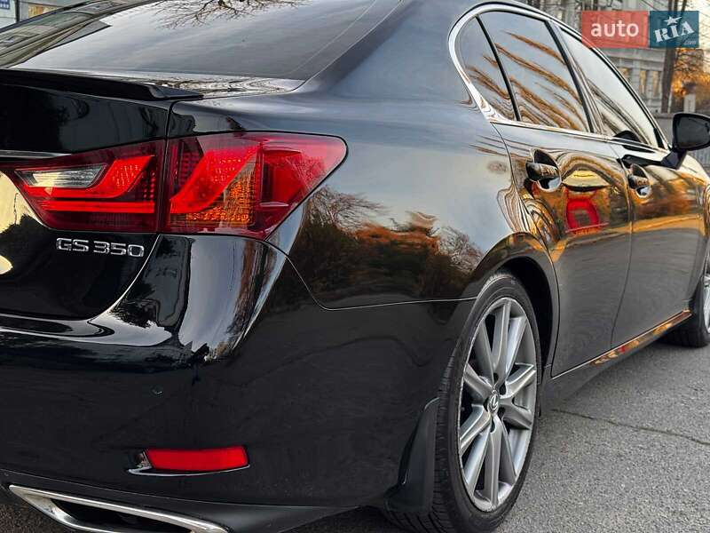 Седан Lexus GS 2014 в Киеве