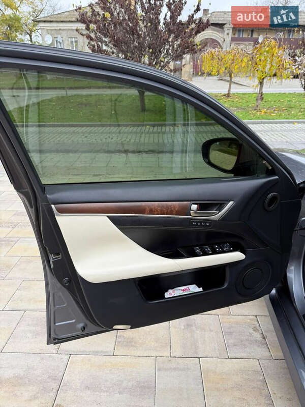 Седан Lexus GS 2016 в Болграде