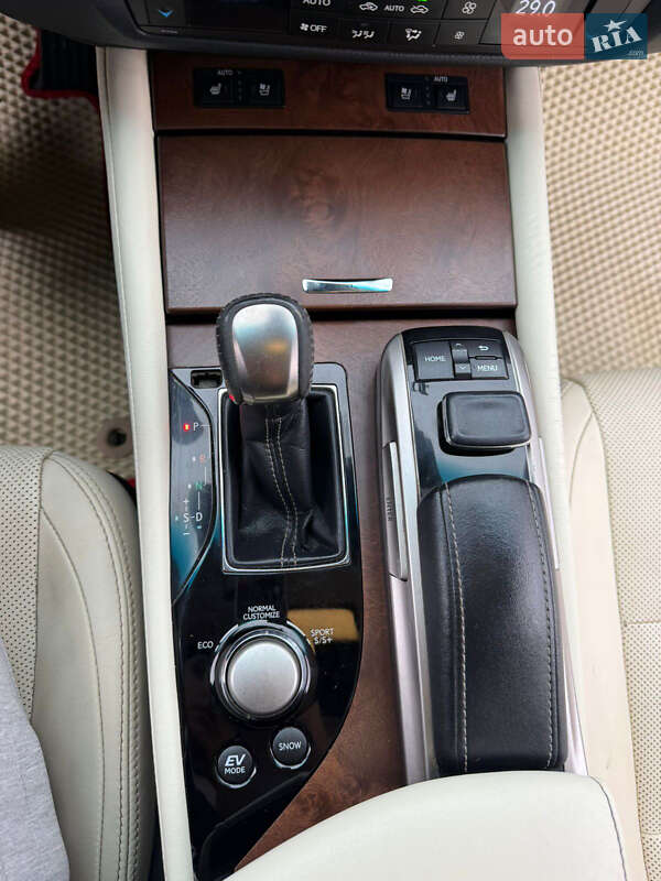 Седан Lexus GS 2016 в Болграде