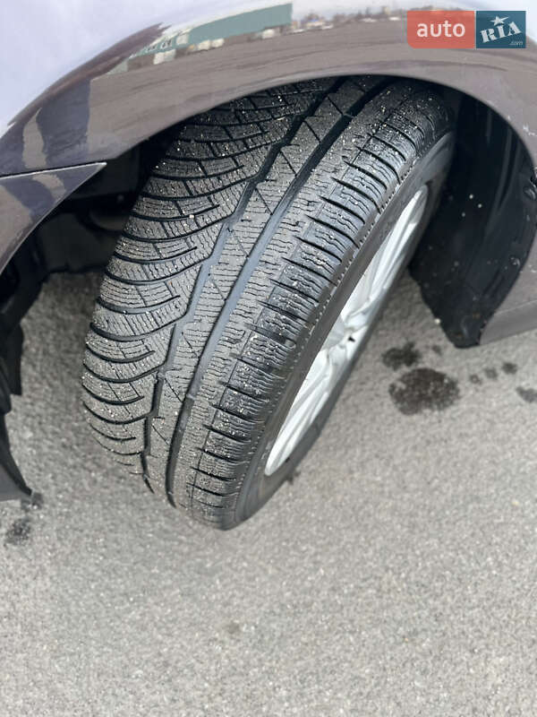 Седан Lexus GS 2012 в Тульчине