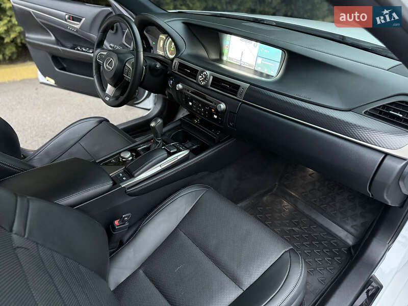 Седан Lexus GS 2016 в Киеве фото 31 Седан Lexus GS 2016 в Киеве