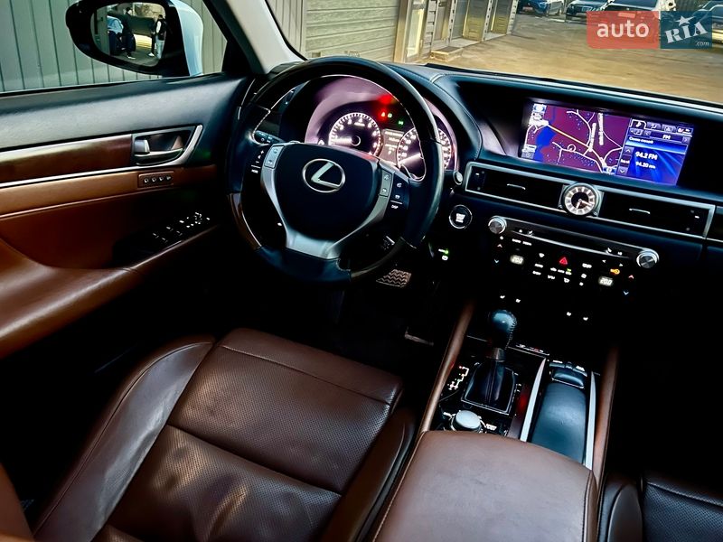Седан Lexus GS 2012 в Киеве фото 74 Седан Lexus GS 2012 в Киеве