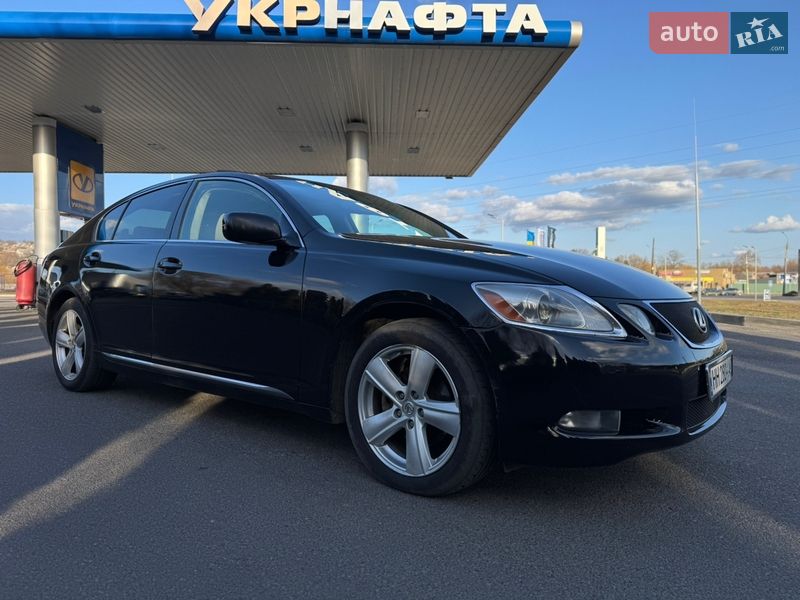 Седан Lexus GS 2005 в Смілі