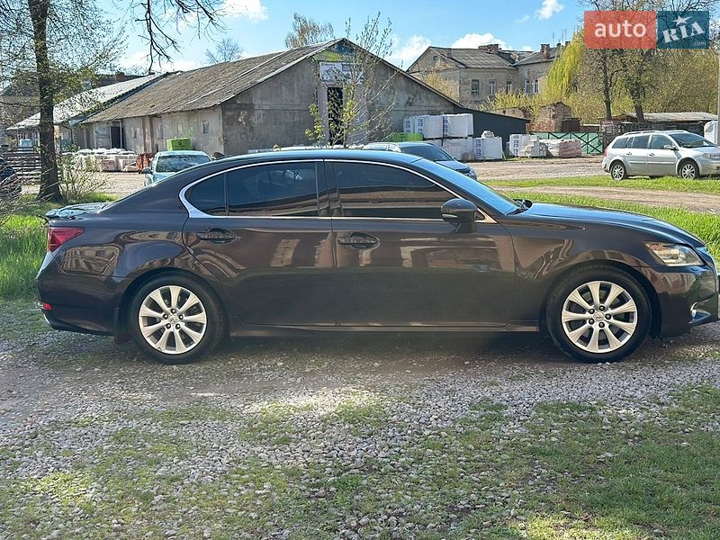 Седан Lexus GS 2012 в Виннице
