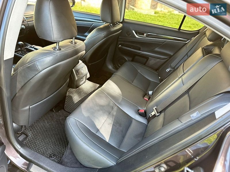 Седан Lexus GS 2012 в Виннице