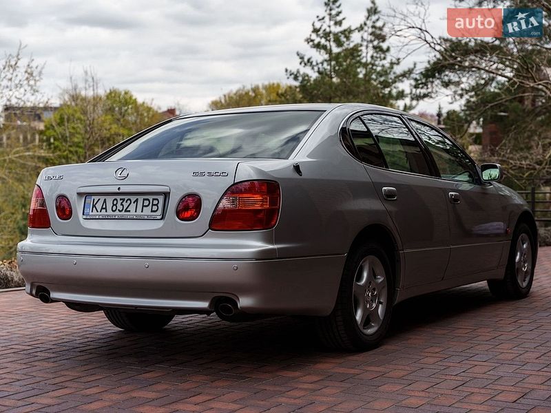 Седан Lexus GS 1999 в Киеве