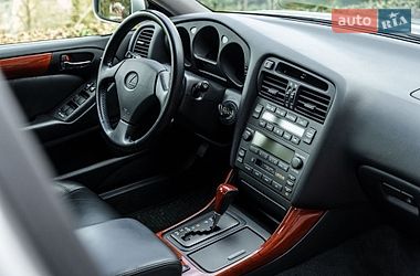 Седан Lexus GS 1999 в Киеве