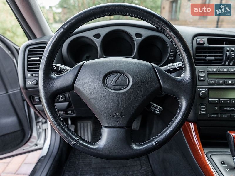 Седан Lexus GS 1999 в Киеве