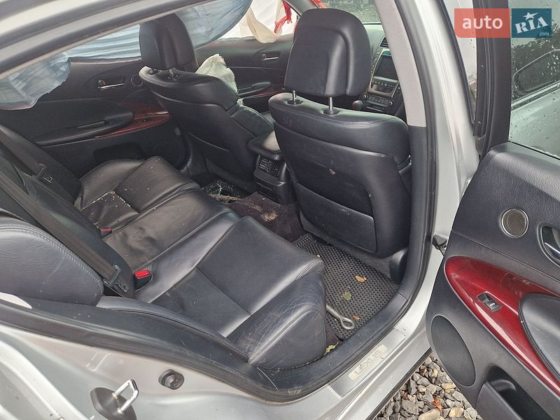 Седан Lexus GS 2005 в Хусте