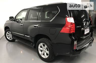 Позашляховик / Кросовер Lexus GX 2010 в 