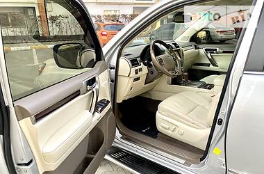 Позашляховик / Кросовер Lexus GX 2016 в 