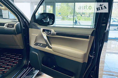 Позашляховик / Кросовер Lexus GX 2021 в 