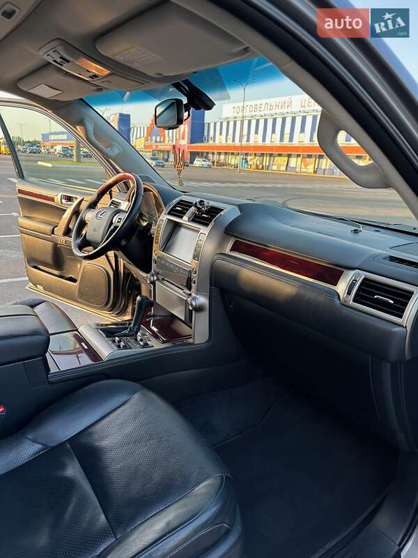 Внедорожник / Кроссовер Lexus GX 2011 в Луцке