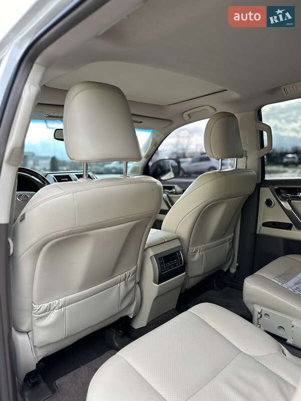 Позашляховик / Кросовер Lexus GX 2016 в Хусті