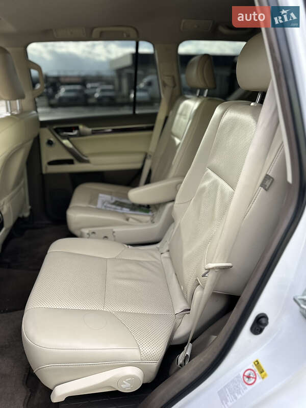 Позашляховик / Кросовер Lexus GX 2016 в Хусті