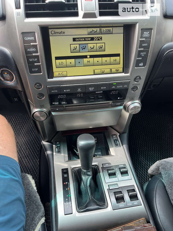 Позашляховик / Кросовер Lexus GX 2010 в Бориславі