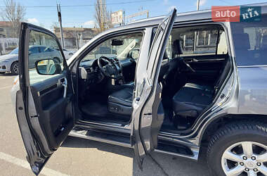 Внедорожник / Кроссовер Lexus GX 2016 в 