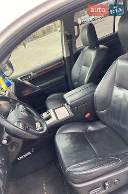 Внедорожник / Кроссовер Lexus GX 2013 в 