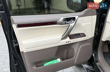 Внедорожник / Кроссовер Lexus GX 2013 в 