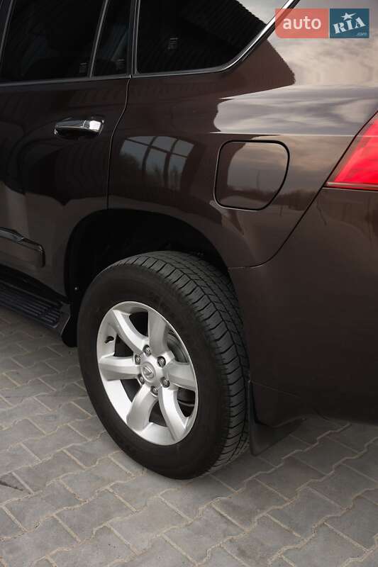 Внедорожник / Кроссовер Lexus GX 2011 в Дубно