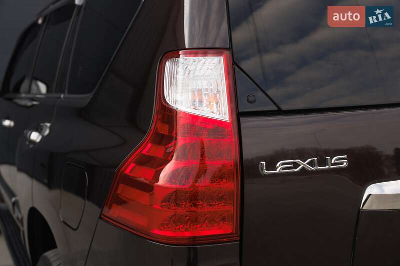Внедорожник / Кроссовер Lexus GX 2011 в Дубно
