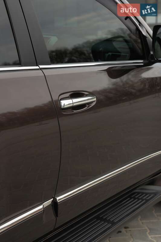 Внедорожник / Кроссовер Lexus GX 2011 в Дубно