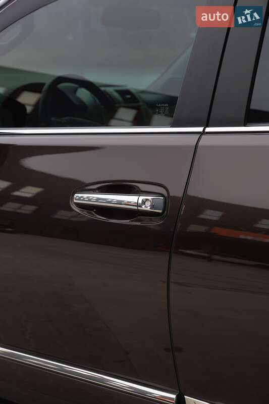 Внедорожник / Кроссовер Lexus GX 2011 в Дубно