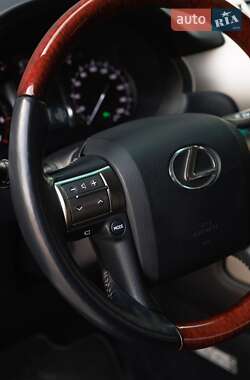 Позашляховик / Кросовер Lexus GX 2011 в 