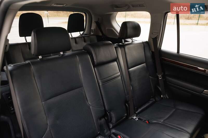 Внедорожник / Кроссовер Lexus GX 2011 в Дубно