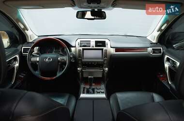 Позашляховик / Кросовер Lexus GX 2011 в 