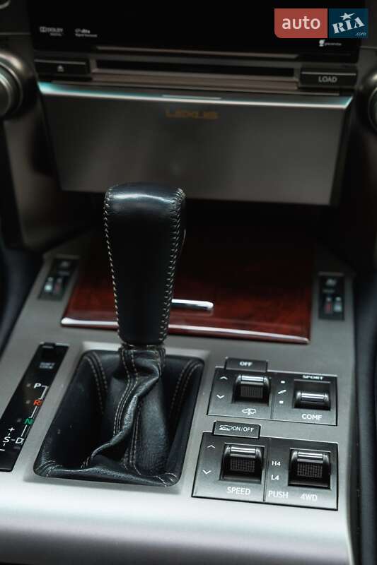 Внедорожник / Кроссовер Lexus GX 2011 в Дубно