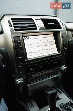 Позашляховик / Кросовер Lexus GX 2011 в 