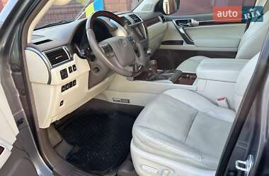 Позашляховик / Кросовер Lexus GX 2010 в 