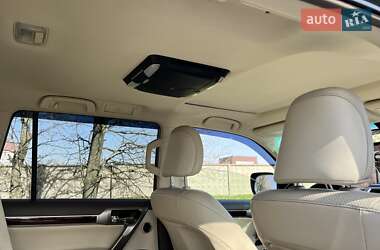 Позашляховик / Кросовер Lexus GX 2010 в 