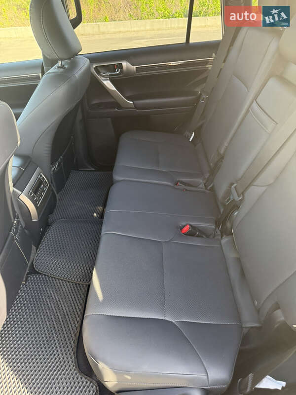 Внедорожник / Кроссовер Lexus GX 2019 в Буче